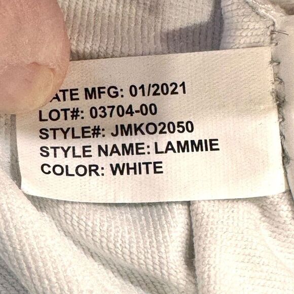 Johnnie-O 1/2 Zip Performance Pullover. Size Medium. White/blue. - Picture 6 of 7